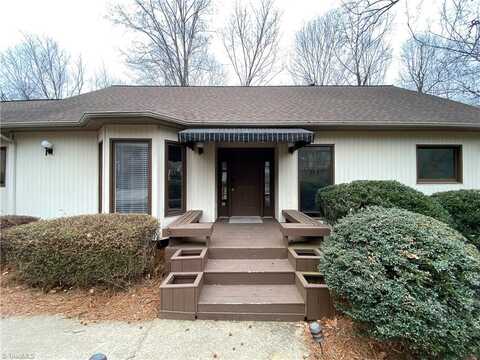 2712 Merry Oaks Trail, Winston Salem, NC 27103