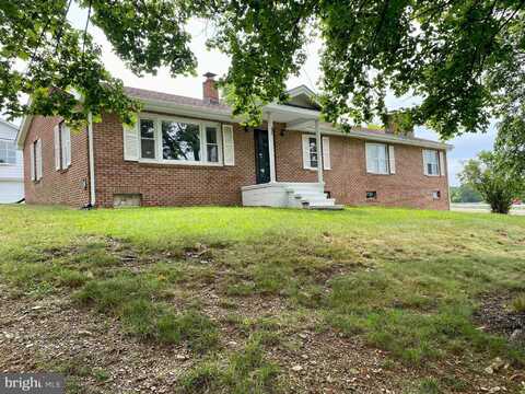 93 POWERS ROCKWELL LANE, MARTINSBURG, WV 25405