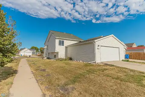 57Th, FARGO, ND 58104