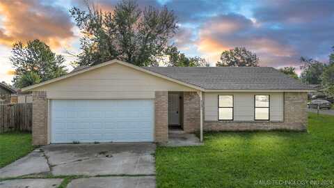 S 211Th Eastavenue, Broken Arrow, OK 74014