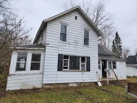 Bond, HASTINGS, MI 49058