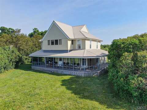 Carleton Island Rd 1, Cape Vincent, NY 13618