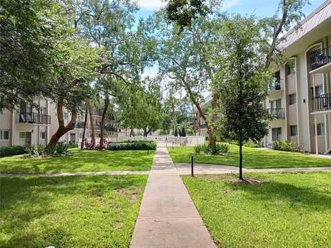 W Gray Street, Tampa, FL 33609