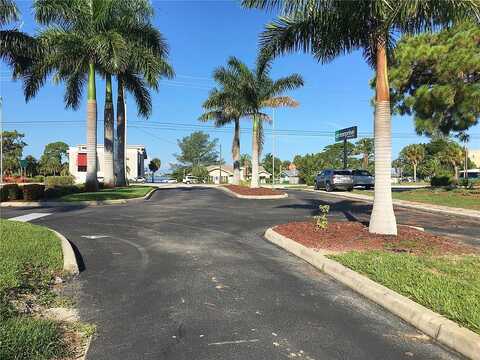 Bay Heights, ENGLEWOOD, FL 34223