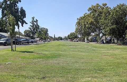 Mckenzie, FRESNO, CA 93702