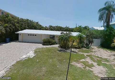 68Th, HOLMES BEACH, FL 34217