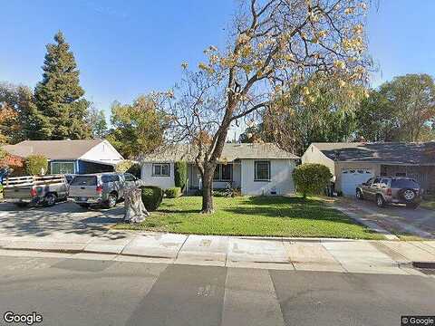44Th, SACRAMENTO, CA 95820