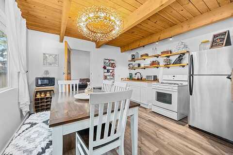 Leonard, SUGARLOAF, CA 92386
