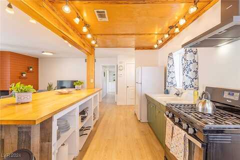 Crestwood, LAS VEGAS, NV 89104