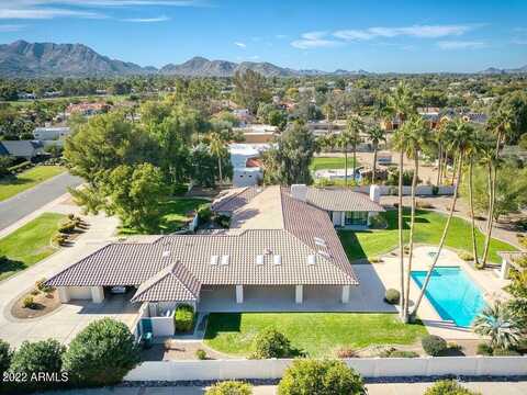 Berneil, PARADISE VALLEY, AZ 85253