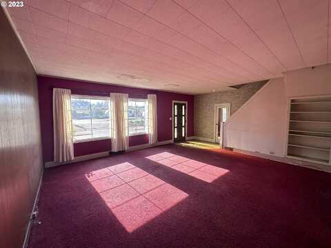 6Th, COOS BAY, OR 97420
