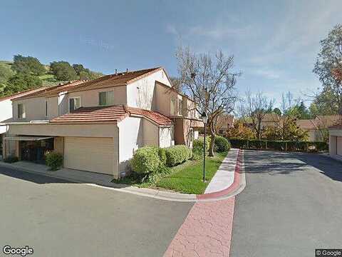 Via Colinas, WESTLAKE VILLAGE, CA 91362