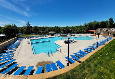 Beverly, TOBYHANNA, PA 18466