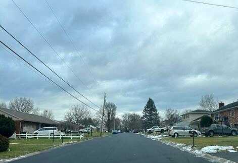 Oak, STEVENS, PA 17578