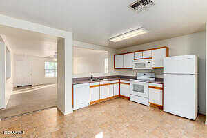 Evans, SURPRISE, AZ 85379