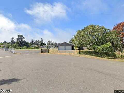 Wolf, OCEAN SHORES, WA 98569