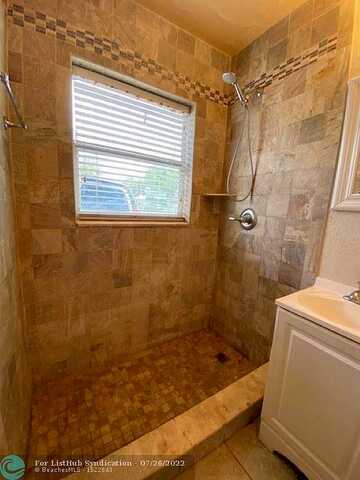 13Th, FORT LAUDERDALE, FL 33311