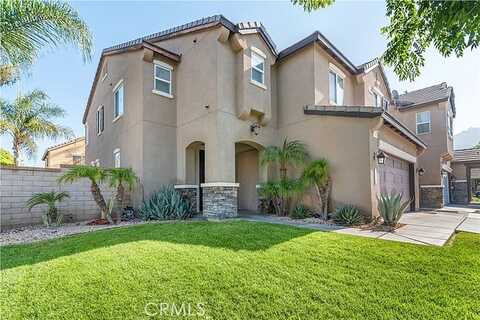 Dennison, PERRIS, CA 92571
