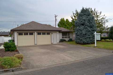 Heather, WOODBURN, OR 97071