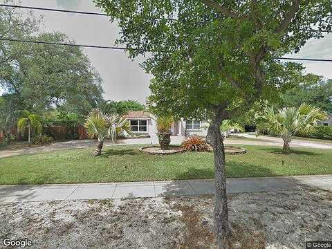 4Th, NORTH MIAMI, FL 33161