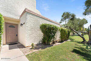 Rovey, SCOTTSDALE, AZ 85250