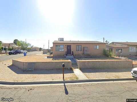 Kathleen, BARSTOW, CA 92311