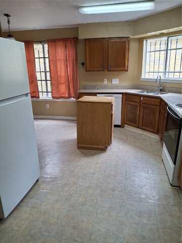 Gladewell, HOUSTON, TX 77072