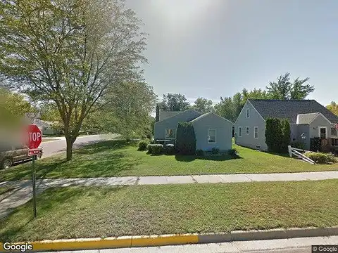 10Th, WINDOM, MN 56101