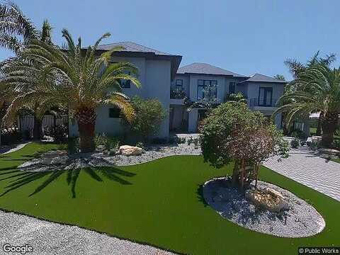 Crestwood, HOLMES BEACH, FL 34217