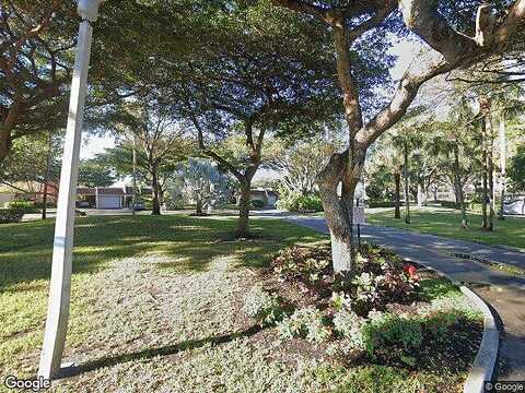 Oaks Clubhouse, POMPANO BEACH, FL 33069