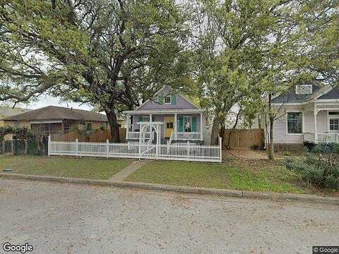 Avenue Q 1/2, GALVESTON, TX 77550