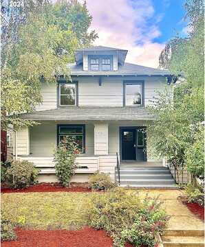 8Th, PORTLAND, OR 97212
