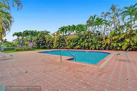 99Th, PEMBROKE PINES, FL 33024