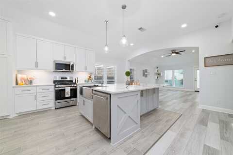Newlight Bend, HOUSTON, TX 77095