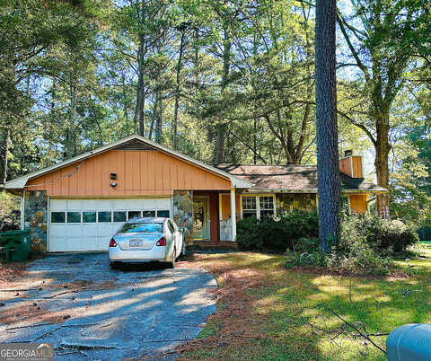 Smithson, LITHONIA, GA 30058