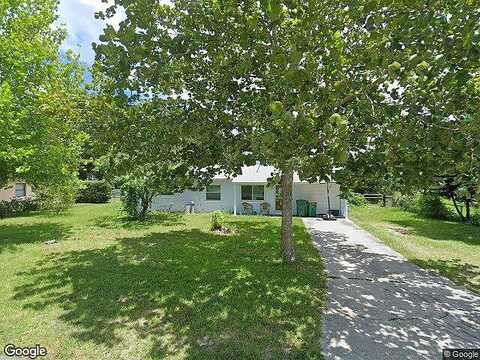Maple, FRUITLAND PARK, FL 34731