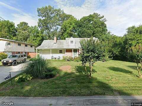 Caren, VIRGINIA BEACH, VA 23452