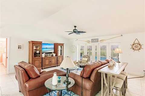 Deer, FORT MYERS, FL 33908