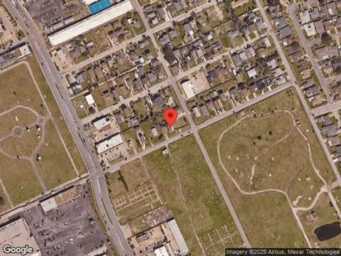 Avenue T 1/2, GALVESTON, TX 77551