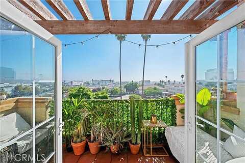 Carlton, LOS ANGELES, CA 90028