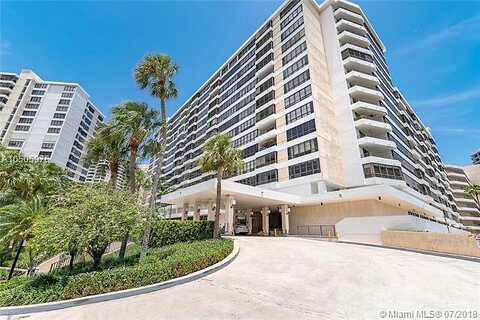 Three Islands, HALLANDALE BEACH, FL 33009