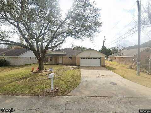 Highland Woods, HIGHLANDS, TX 77562