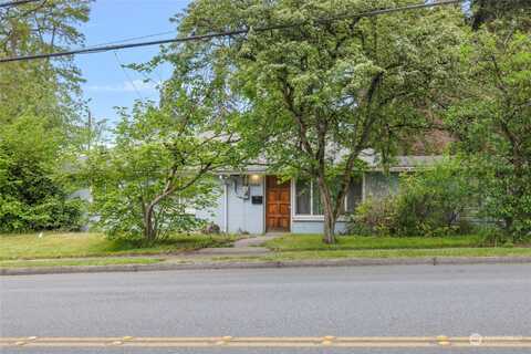 56Th, MOUNTLAKE TERRACE, WA 98043