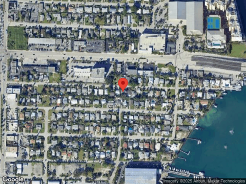 25Th, RIVIERA BEACH, FL 33404