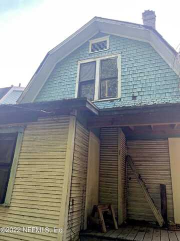 Walnut, JACKSONVILLE, FL 32206