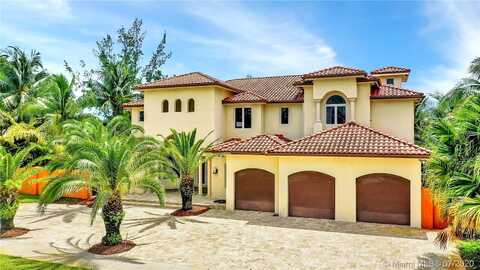 14Th, DANIA, FL 33004