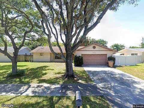9Th, DEERFIELD BEACH, FL 33441