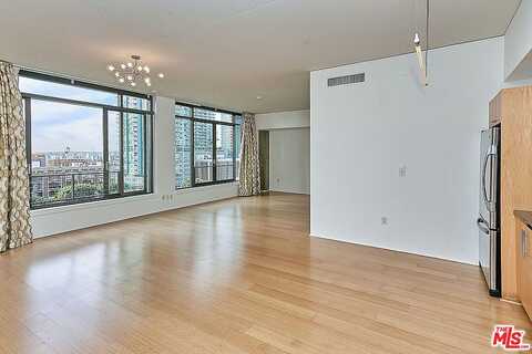 Grand, LOS ANGELES, CA 90015