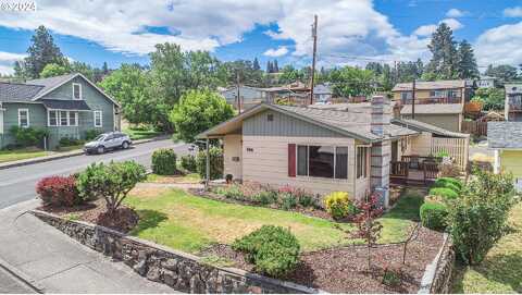 13Th, THE DALLES, OR 97058