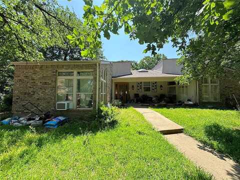 Clear Lake, ARLINGTON, TX 76017